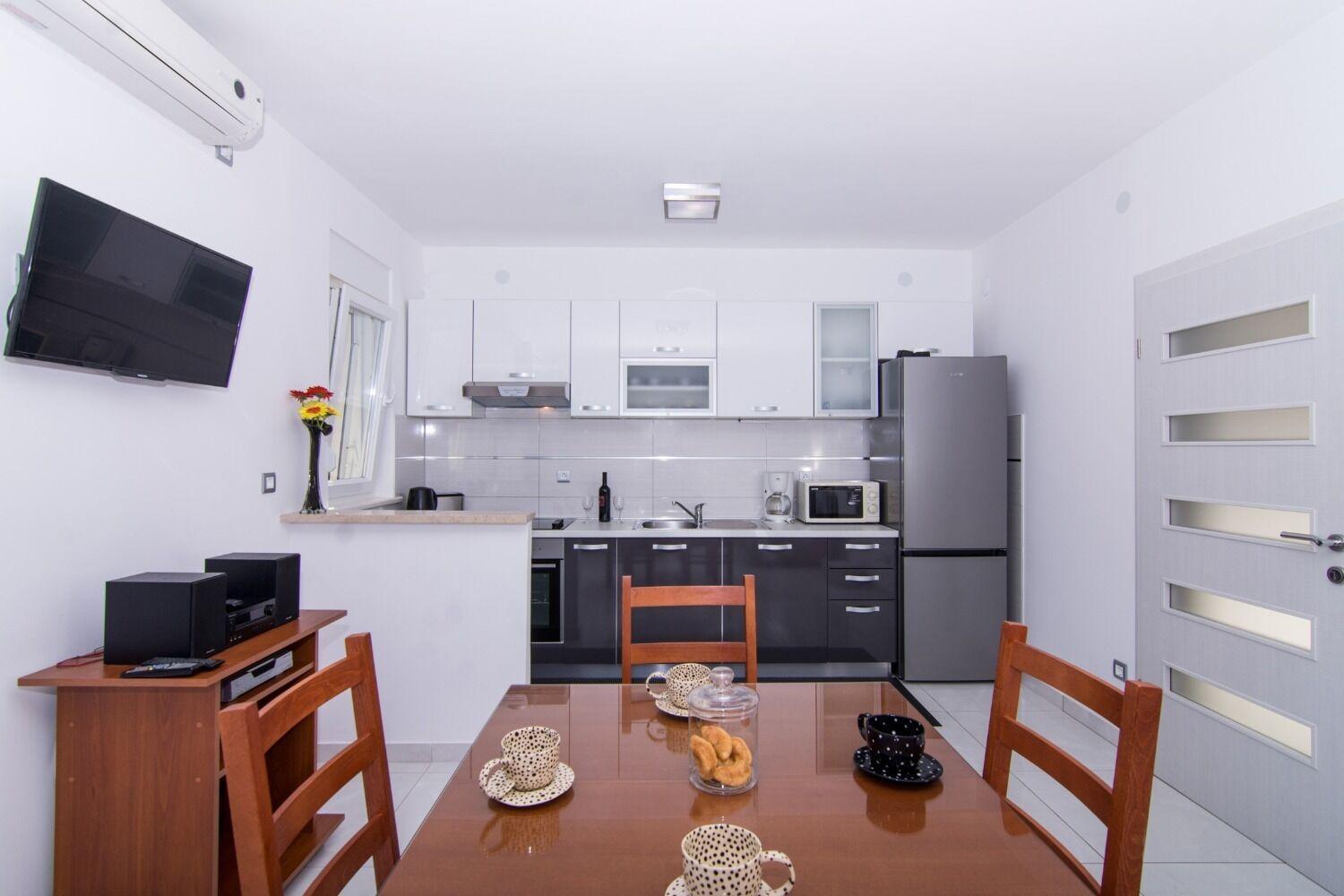 Apartments Ivica - Garden Terrace Slatine Εξωτερικό φωτογραφία